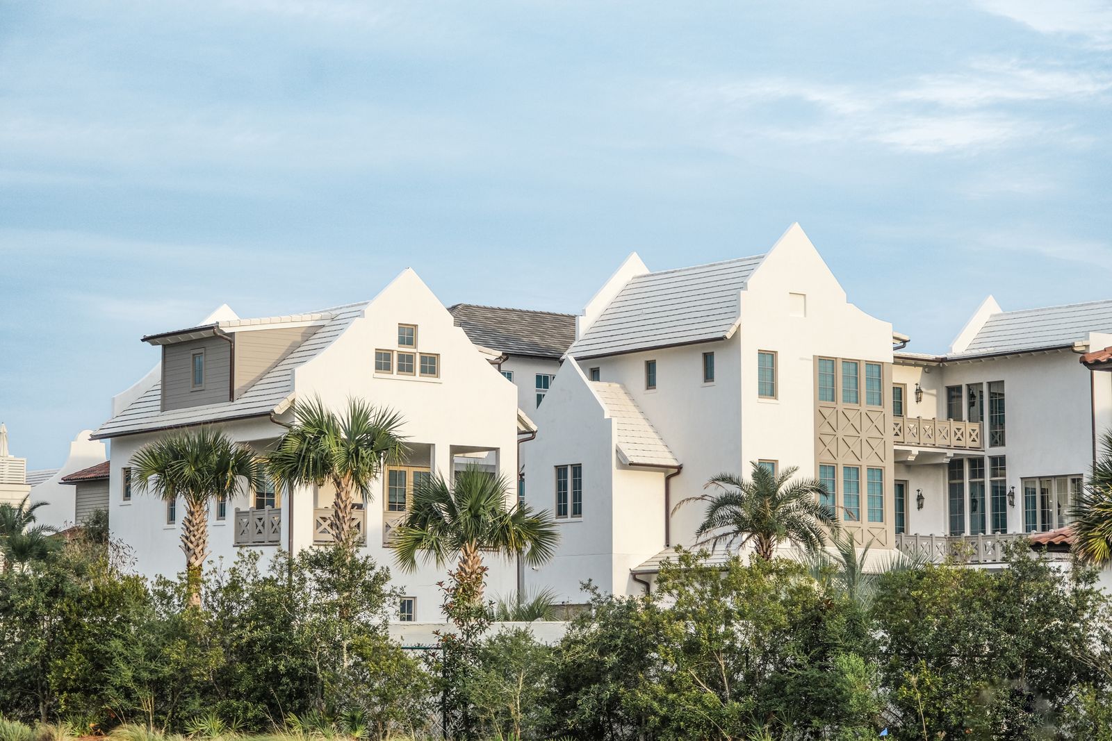 Houses in Riverside and Avondale